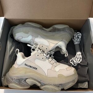 Balenciaga Triple S White Clear Sole